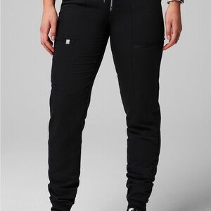 Fabletics high rise on call scrub joggers